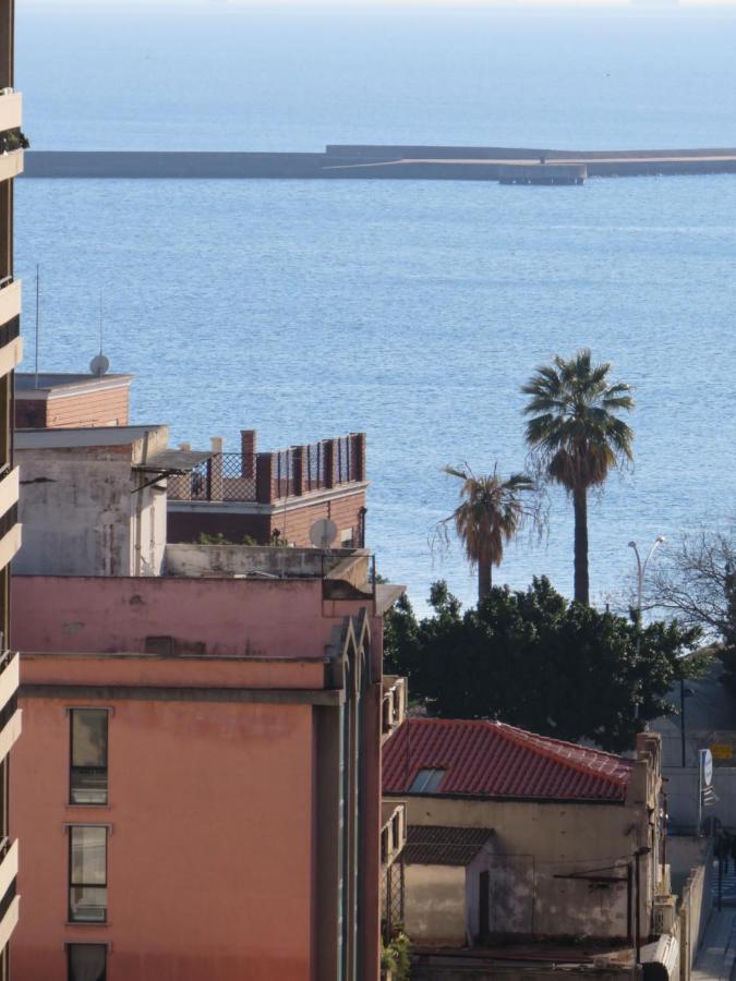 Luna Rossa Rooms Cagliari Buitenkant foto