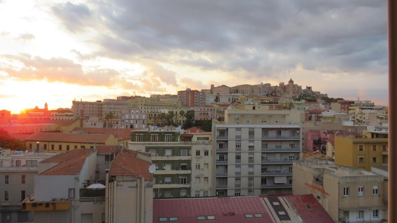 Luna Rossa Rooms Cagliari Buitenkant foto